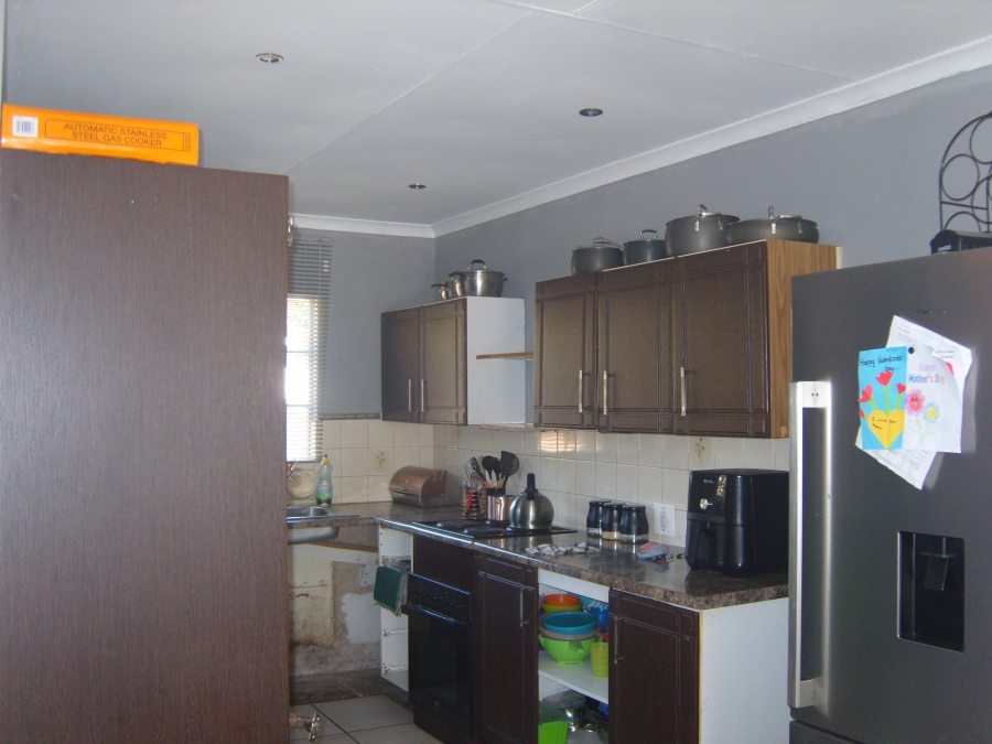 2 Bedroom Property for Sale in Aurora Western Cape